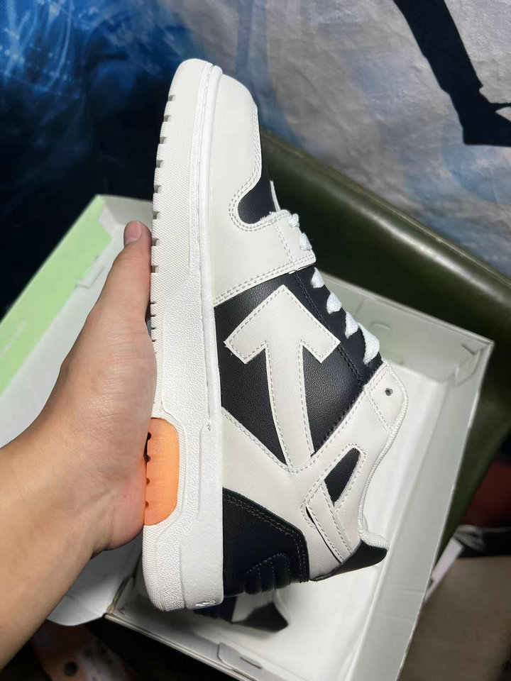 OFF-WHITE Out of Office Sneaker Gris Noir Orange OMIA189S23LEA0040510